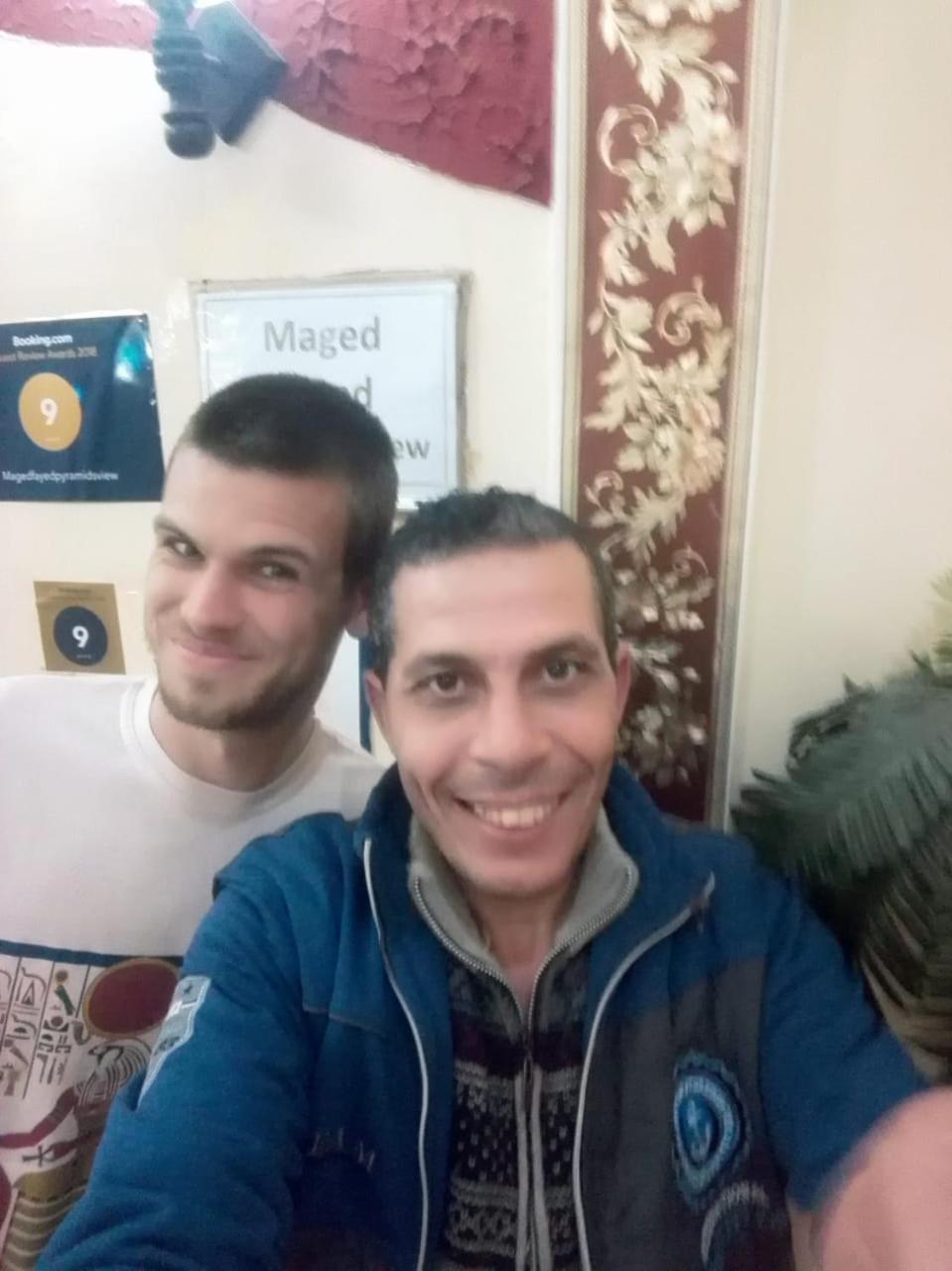 Maged Pyramids View Inn Kafret el-Gabal Esterno foto